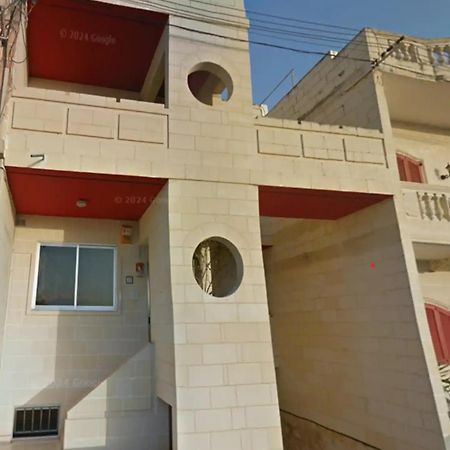 Luqa Rooms מראה חיצוני תמונה